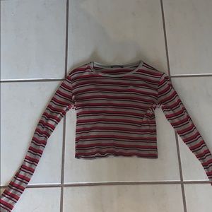 Size Small brandy Melville long sleeve crop top